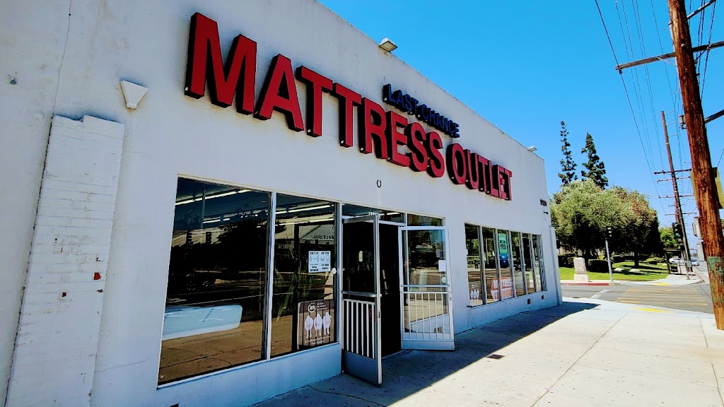 Last Chance Mattress & Furniture Outlet | 21401 Norwalk Blvd, Hawaiian Gardens, CA 90716, USA | Phone: (562) 924-9530