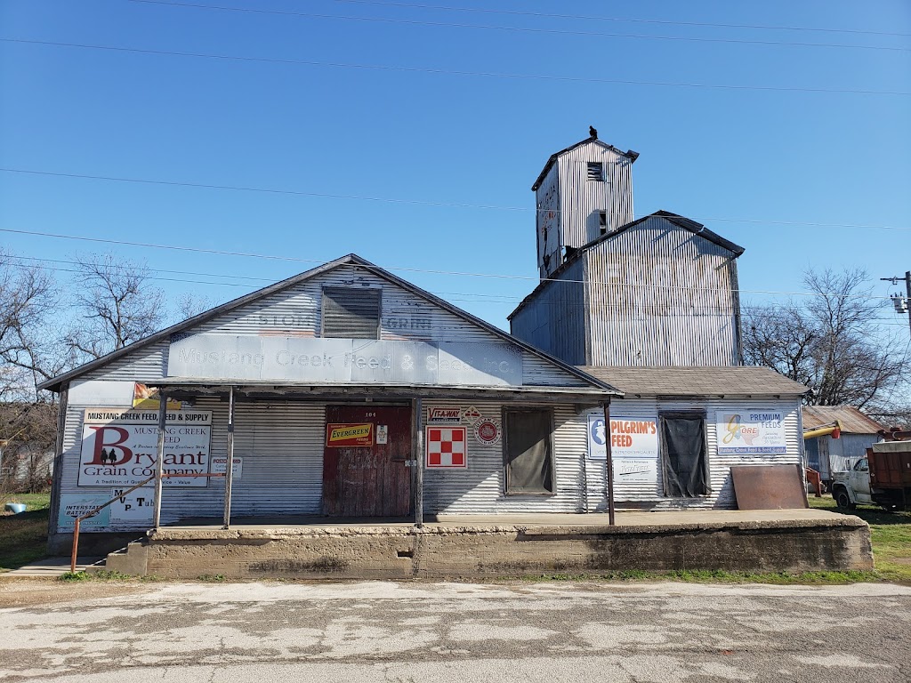 Mustang Creek Feed, Seed & Supply | 104 S Hughes St, Rio Vista, TX 76093, USA | Phone: (817) 373-3484