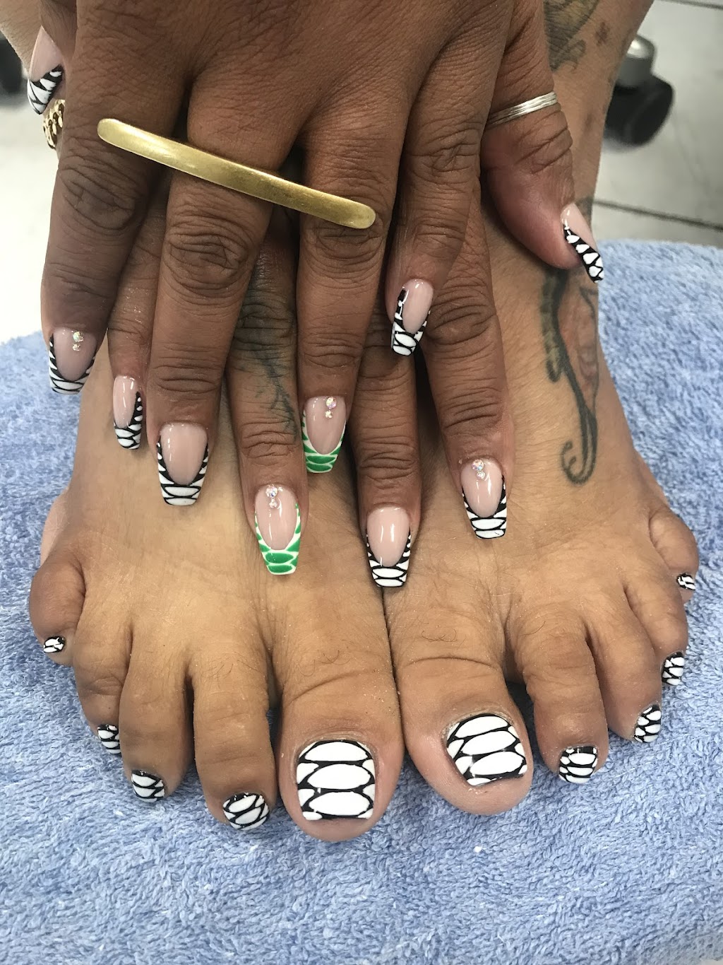 V-Star Nails | 3334 Stone Mountain Hwy Ste F, Snellville, GA 30078, USA | Phone: (770) 736-0006