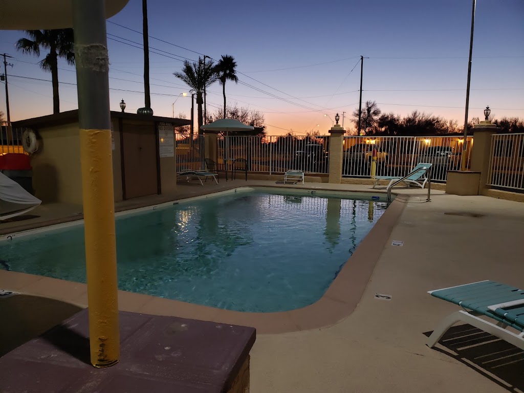 Palms Inn | 836 E Pima St, Gila Bend, AZ 85337, USA | Phone: (928) 683-2211