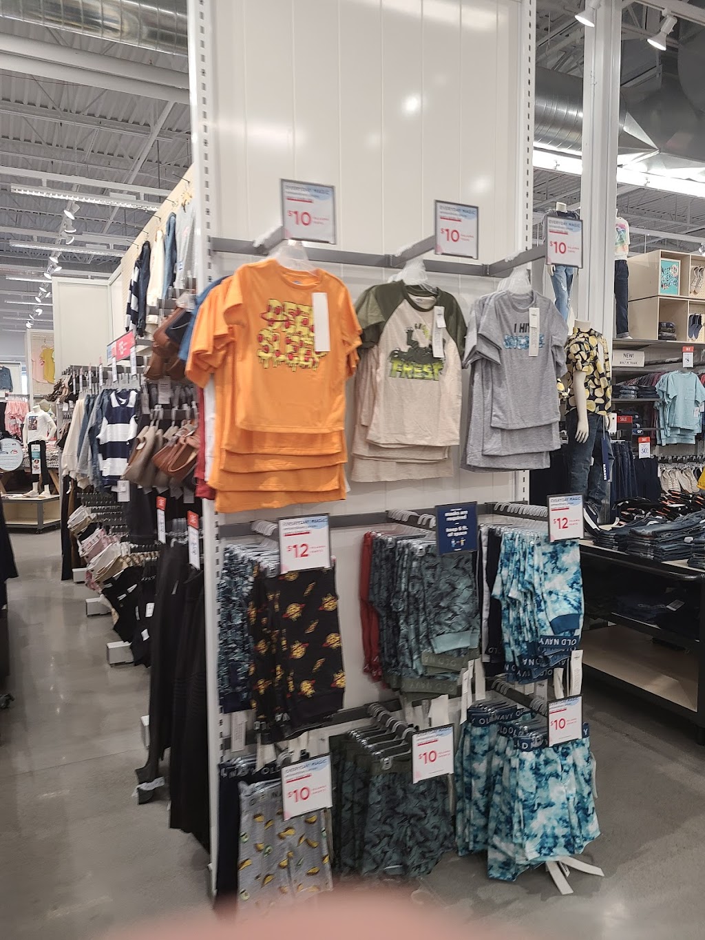 Old Navy | 4266 Kent Rd, Stow, OH 44224 | Phone: (330) 686-5140