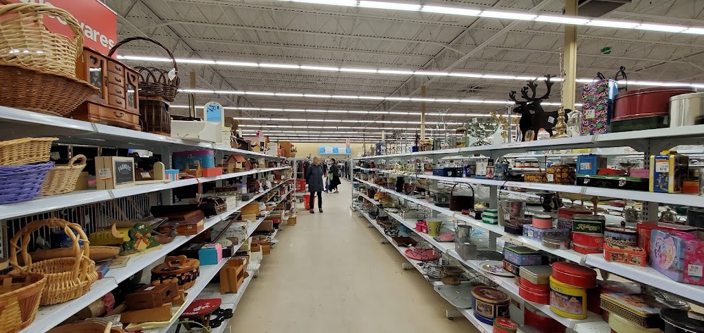 Savers | 50 Coon Rapids Blvd NW, Minneapolis, MN 55448, USA | Phone: (763) 786-9398