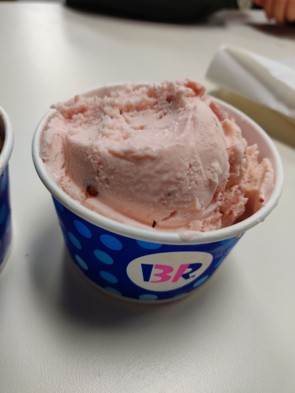 Baskin-Robbins | 851 Cherry Ave, Bayhill Shopping Center, San Bruno, CA 94066, USA | Phone: (650) 588-3960