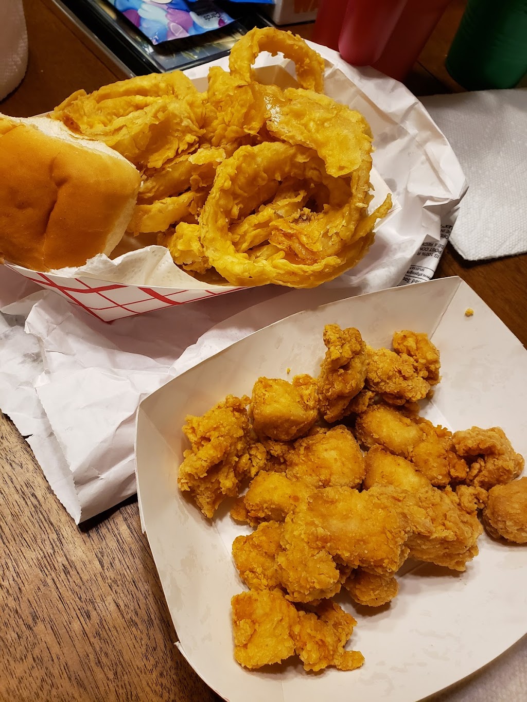 Leaders Fried Chicken Inc | 44014 LA-431 #8, St Amant, LA 70774, USA | Phone: (225) 622-3543