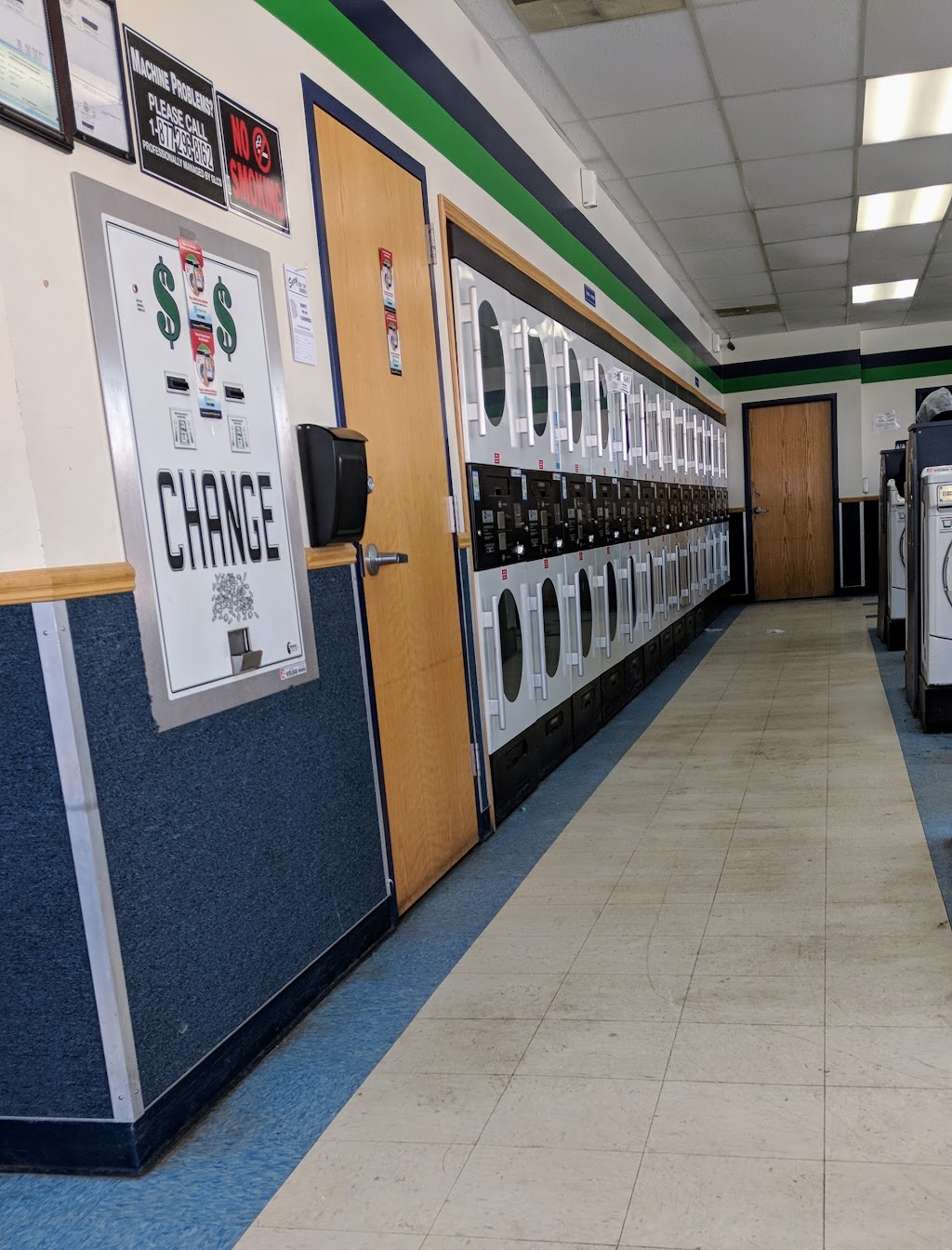 Old Grove Maytag Coin Laundry | 6015 W Forest Home Ave #11, Milwaukee, WI 53220 | Phone: (877) 296-8162