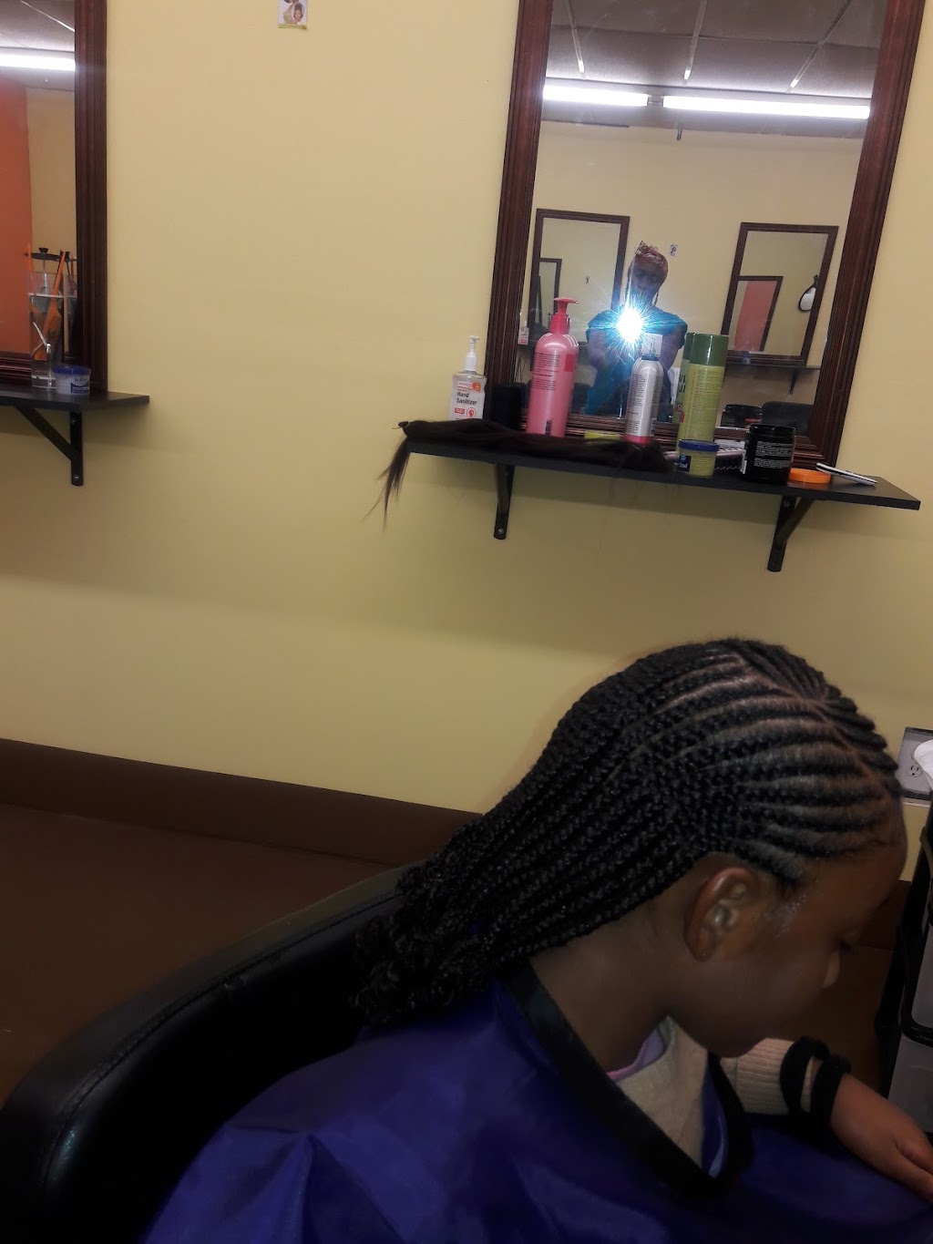 HANNAH AFRICAN HAIR BRAIDING/WEAVING | 2021 S Cooper St e, Arlington, TX 76010, USA | Phone: (817) 609-1361