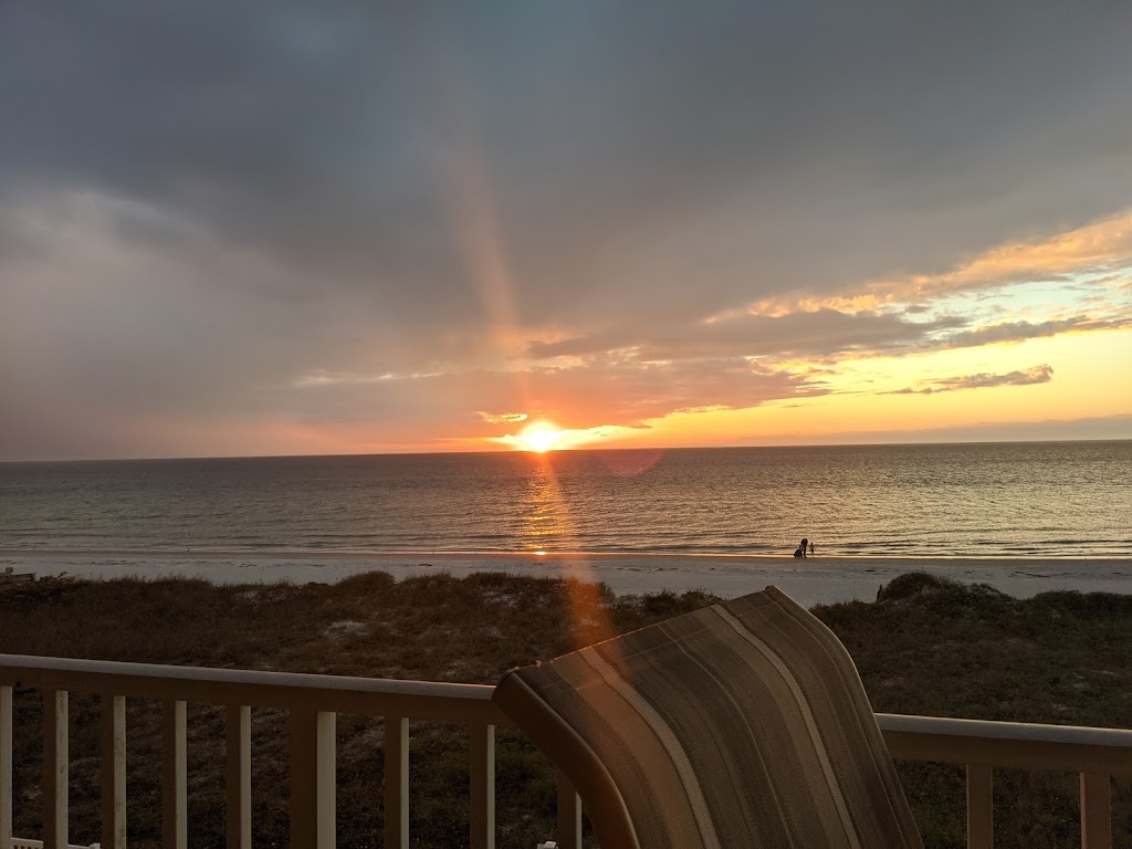 Oceanside of Indian Rocks | 102 Gulf Blvd, Indian Rocks Beach, FL 33785, USA | Phone: (727) 596-7092