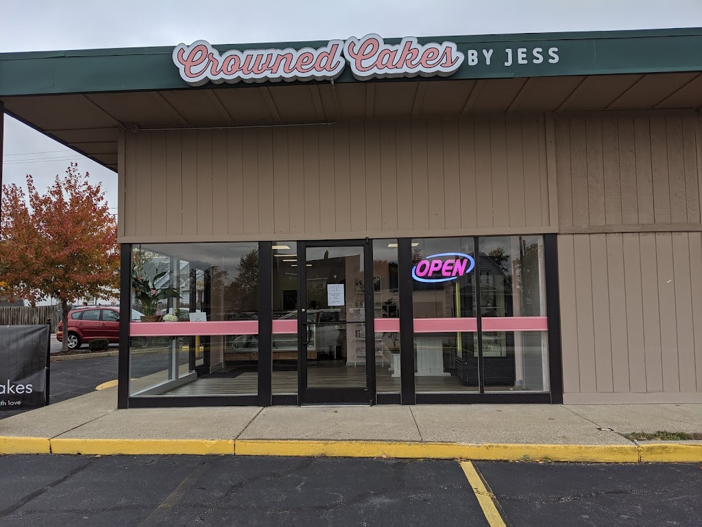 Crowned Cakes by jess | 480 Dixie Hwy, Rossford, OH 43460, USA | Phone: (907) 947-7984