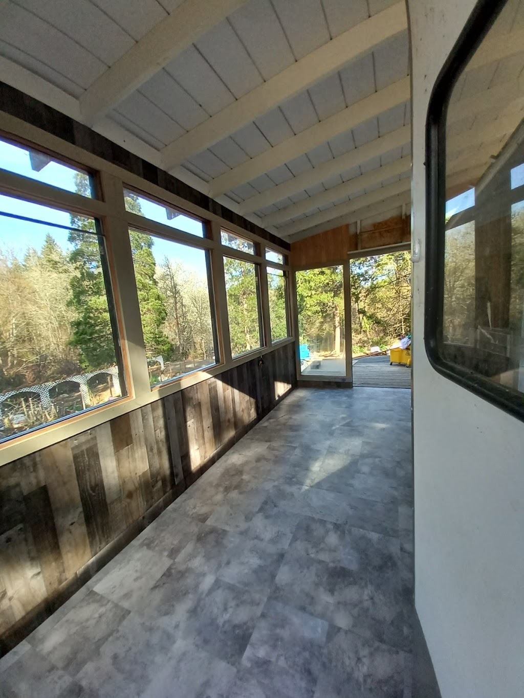 Lunas Construction, LLC | 18975 SW Vista St, Aloha, OR 97003, USA | Phone: (971) 713-9344
