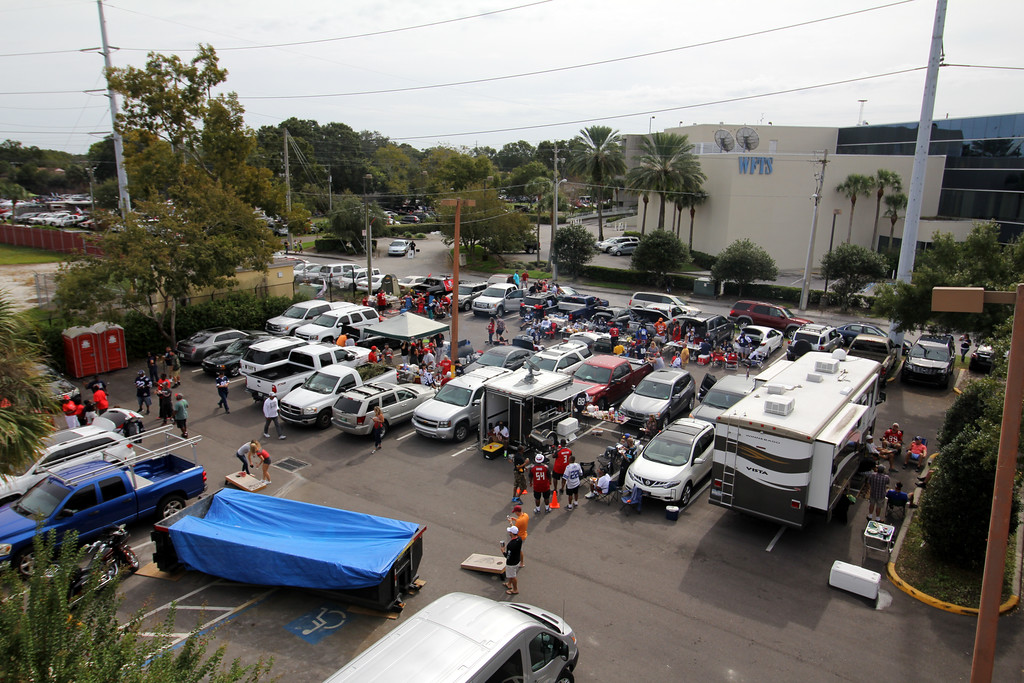 Roche Parking Services | 4107 N Himes Ave, Tampa, FL 33607, USA | Phone: (813) 490-3000