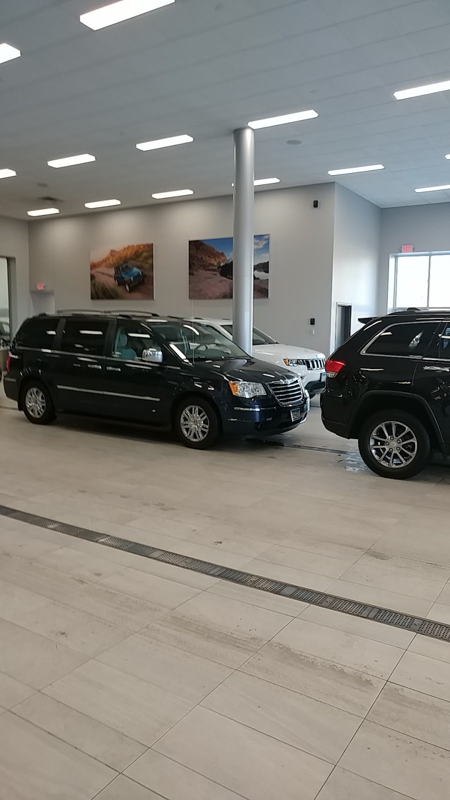 Walser Chrysler Jeep Dodge Ram Hopkins | 314 Mainstreet, Hopkins, MN 55343, USA | Phone: (866) 323-0559