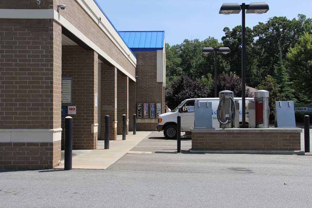 Black Dog Carwash | 5919 W Gate City Blvd, Greensboro, NC 27407 | Phone: (336) 292-7555