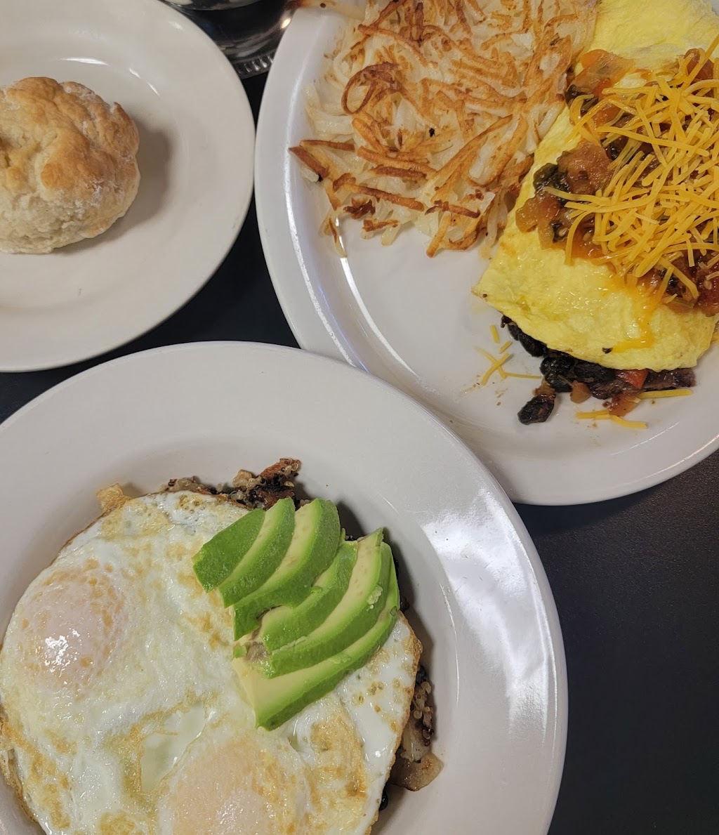 Waters Edge Cafe | 800 W Eldorado Pkwy Ste 126, Little Elm, TX 75068, USA | Phone: (972) 987-4110