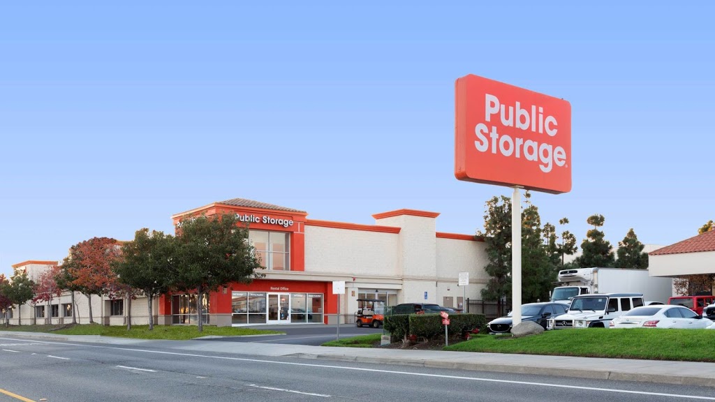 Public Storage | 2075 Newport Blvd, Costa Mesa, CA 92627, USA | Phone: (949) 945-0157