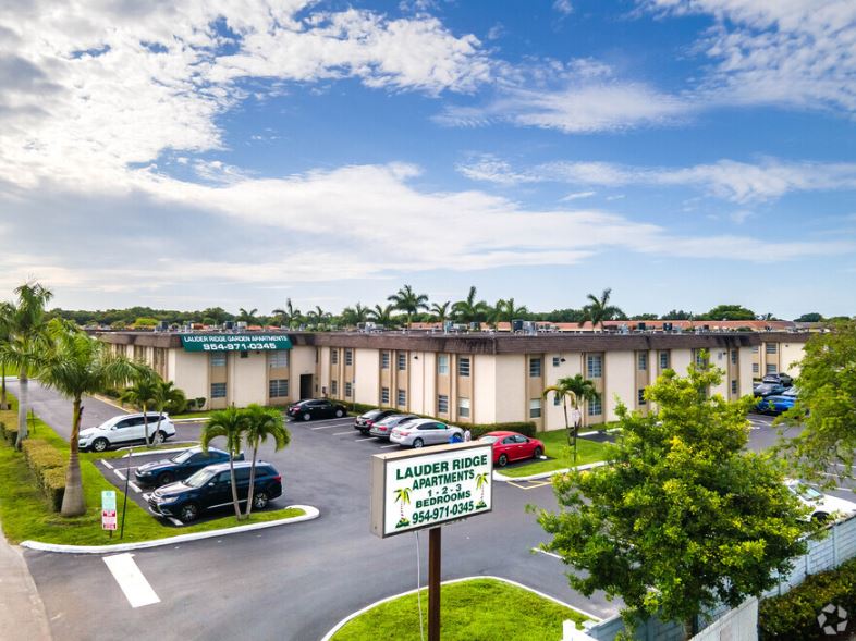 Lauder Ridge Garden Apartments | 5600 SW 12th St, North Lauderdale, FL 33068, USA | Phone: (954) 971-0345
