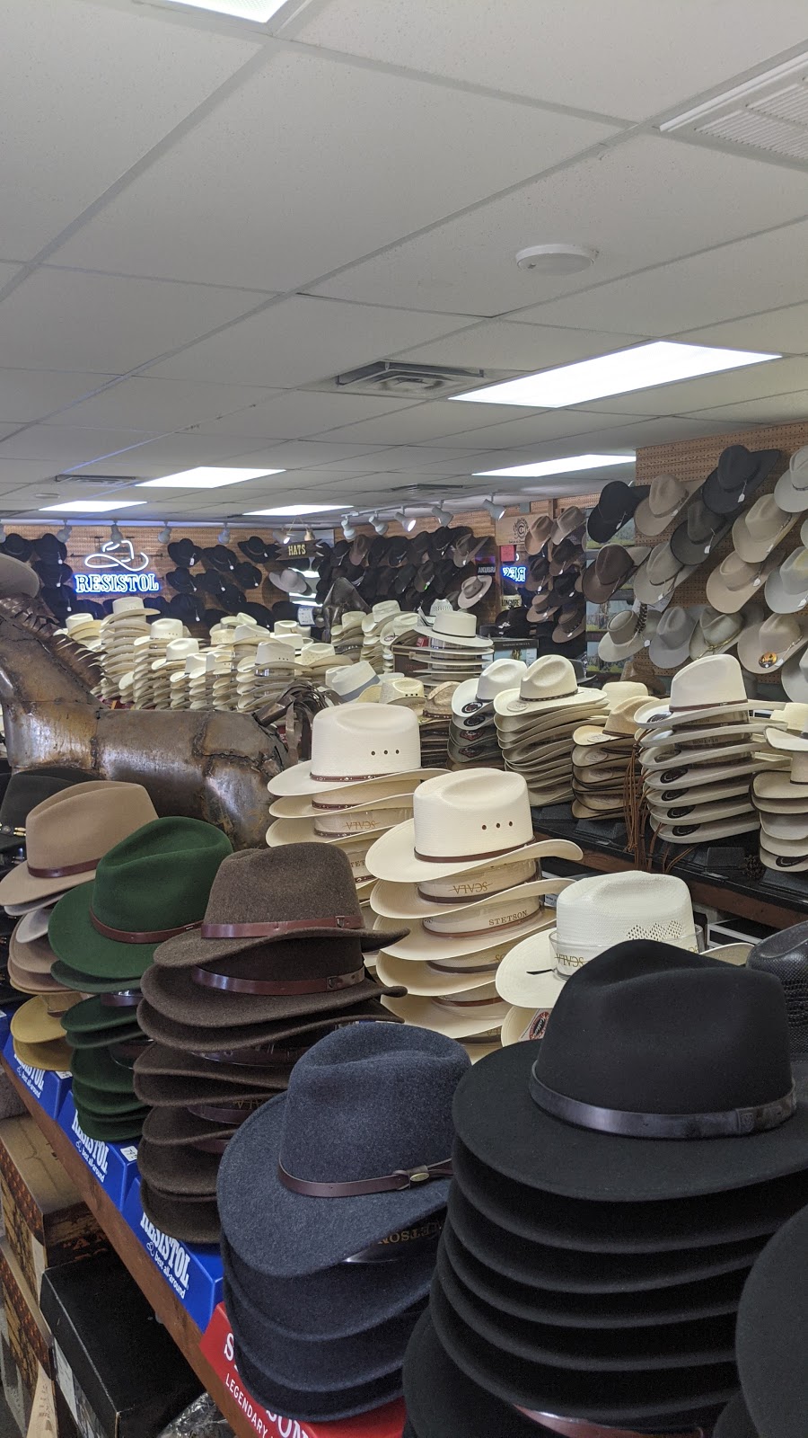 Heritage Hats | 13602 N Cave Creek Rd, Phoenix, AZ 85022, USA | Phone: (602) 867-3323