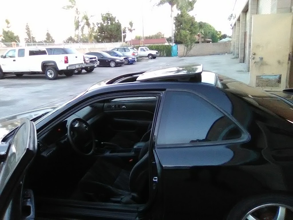 So Cal Auto Upholstery | 1706 W 1st St b, Santa Ana, CA 92703 | Phone: (714) 564-9892