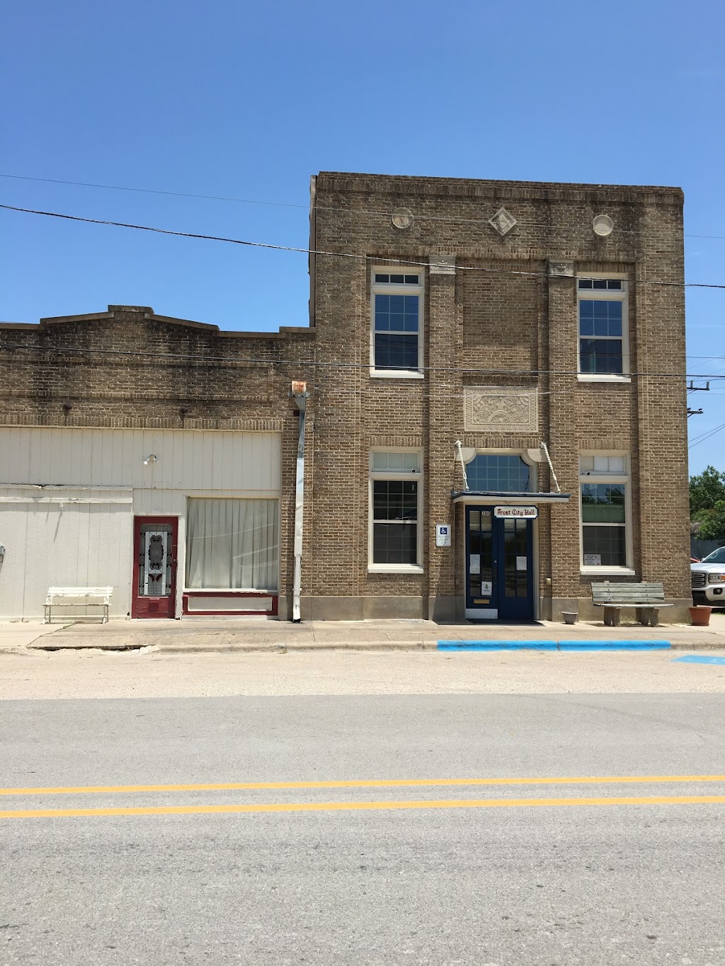 Frost City Hall | 100 Garitty St, Frost, TX 76641, USA | Phone: (903) 682-3861