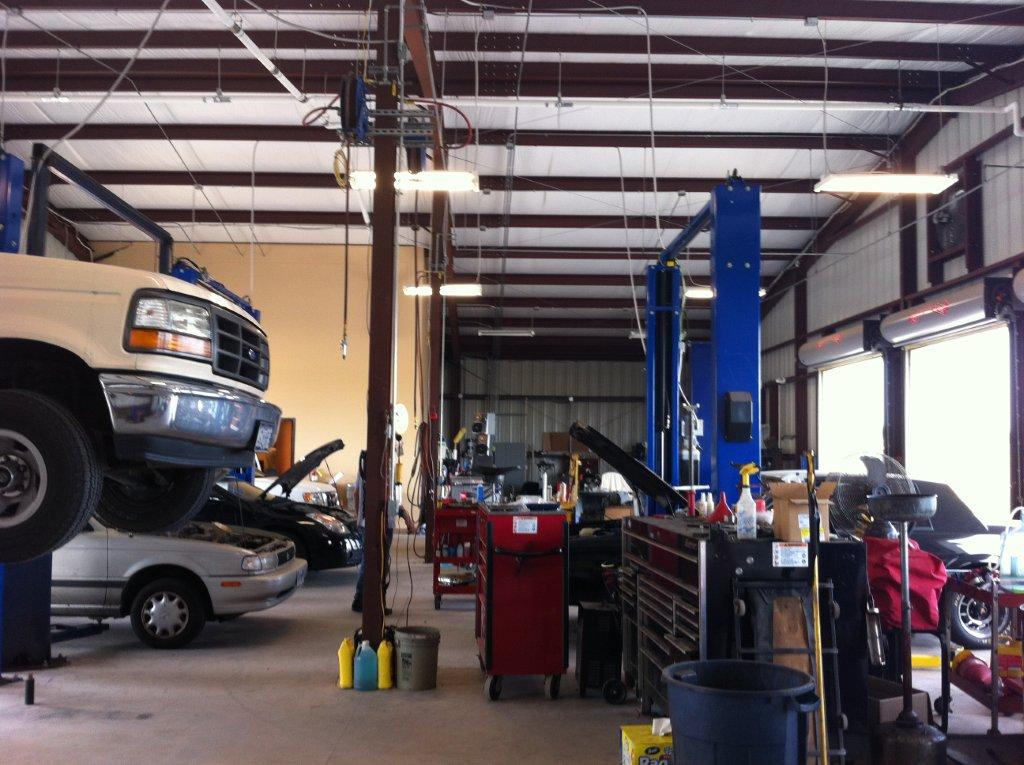 Waynes World of Cars | 2124 Picadilly Dr, Round Rock, TX 78664, USA | Phone: (512) 388-2052