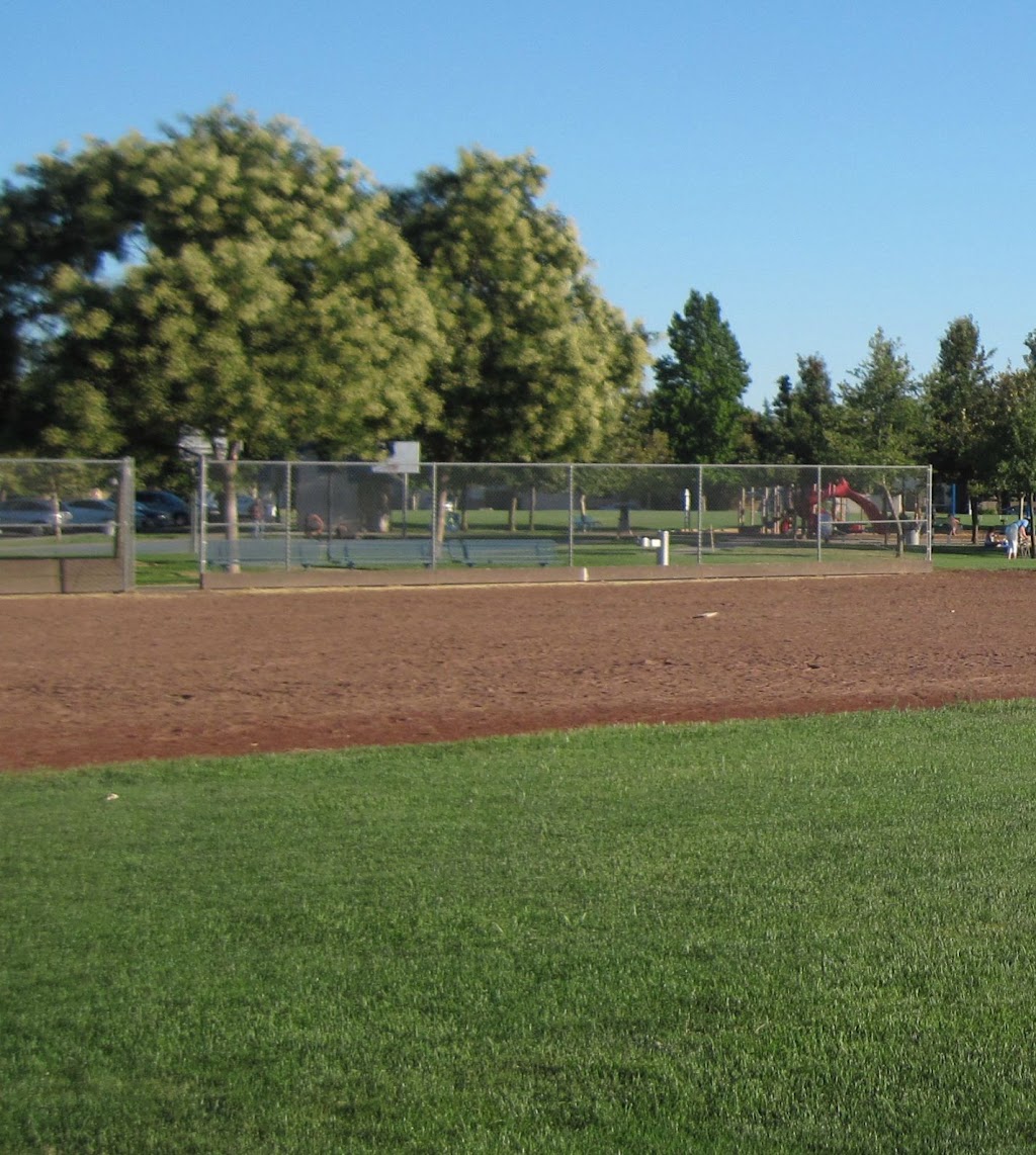 H. C. Elliott Park | 1421 Cushendall Dr, Roseville, CA 95747, USA | Phone: (916) 772-7529