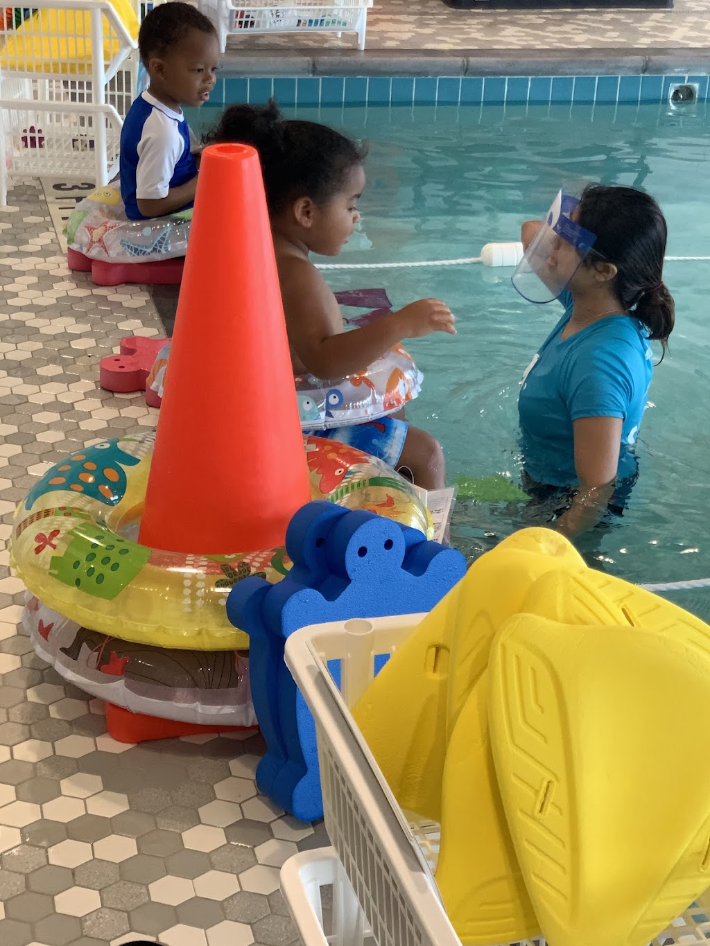 Emler Swim School of Katy | 6823 S Fry Rd # 200, Katy, TX 77494, USA | Phone: (281) 394-0445