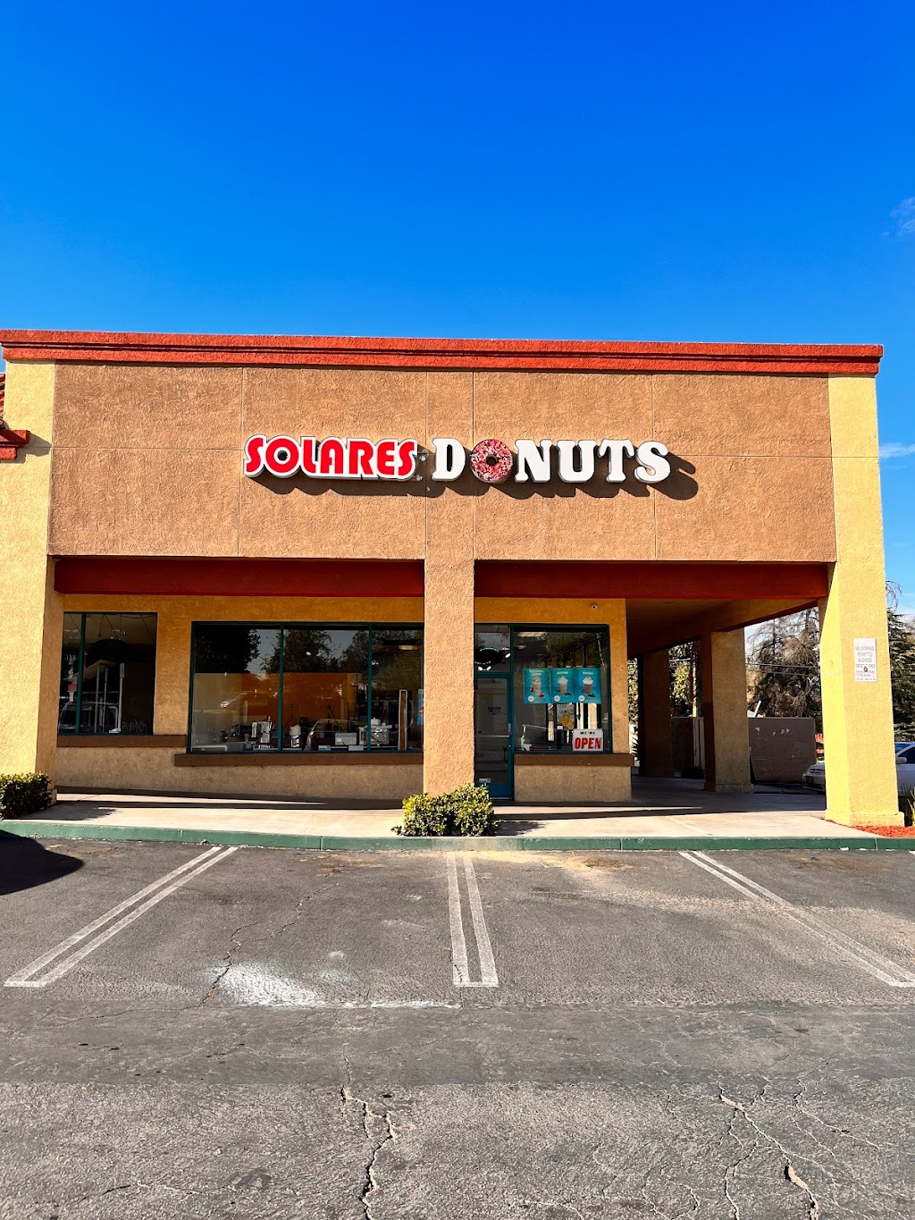 Solares Donuts | Jurupa Grand Center Shopping Center, 5145 Jurupa Ave # H, Riverside, CA 92504, USA | Phone: (951) 224-9835