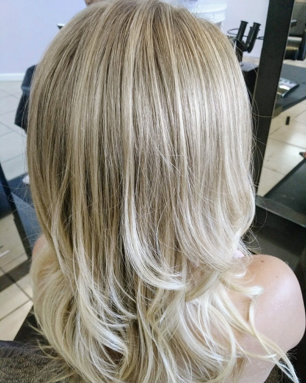 Belle Chic Salon | 11901 N 1st Ave #131, Oro Valley, AZ 85737, USA | Phone: (520) 544-7788