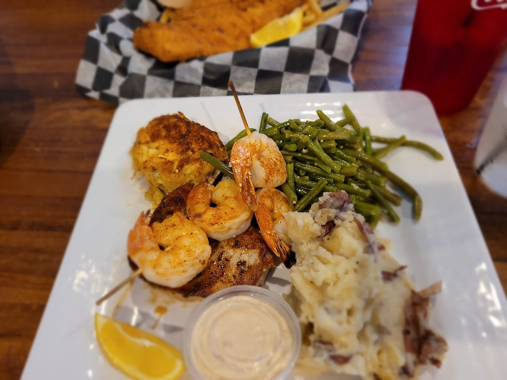 Uncle Ikes Sandbar & Grill | 1159 Austin Street #111AB, Corolla, NC 27927, USA | Phone: (252) 597-1606