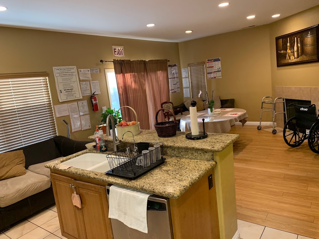 Elite Manor Residential Care - Ferrara | 1433 Ferrara Ct, Escondido, CA 92025, USA | Phone: (858) 523-8008