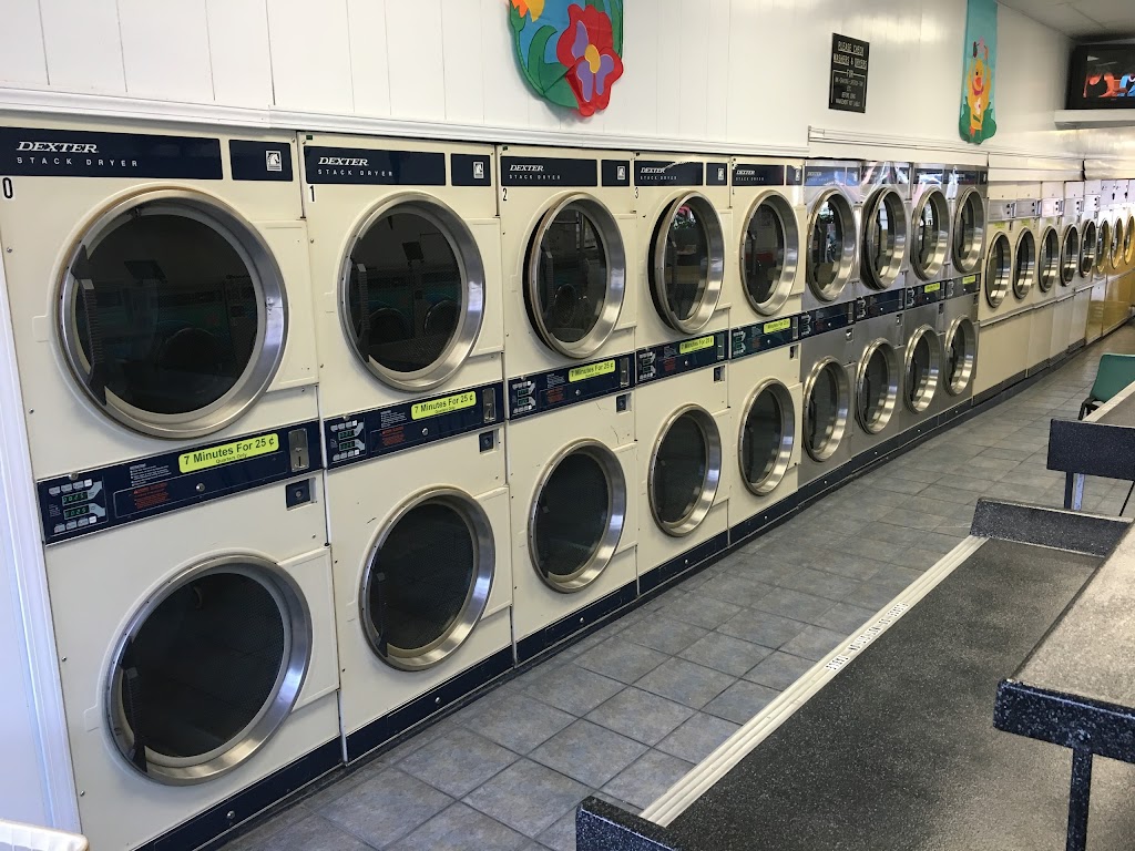 Slick Willys Laundromats | 116 N Locust St, Oak Harbor, OH 43449, USA | Phone: (419) 307-6655