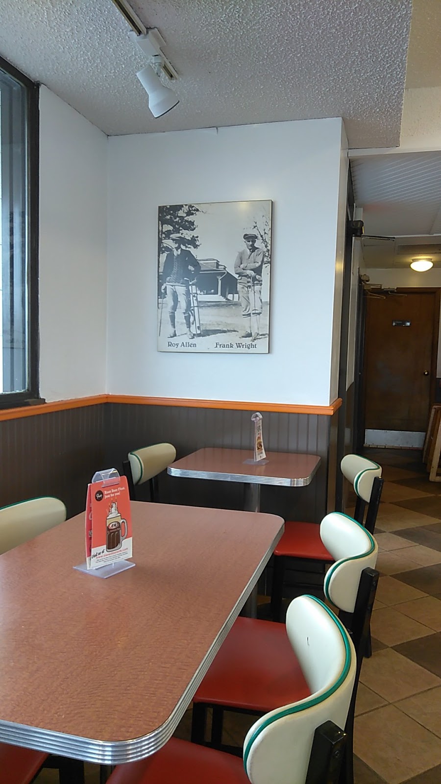 A&W Restaurant | 27293 Eureka Rd, Taylor, MI 48180, USA | Phone: (734) 941-7414