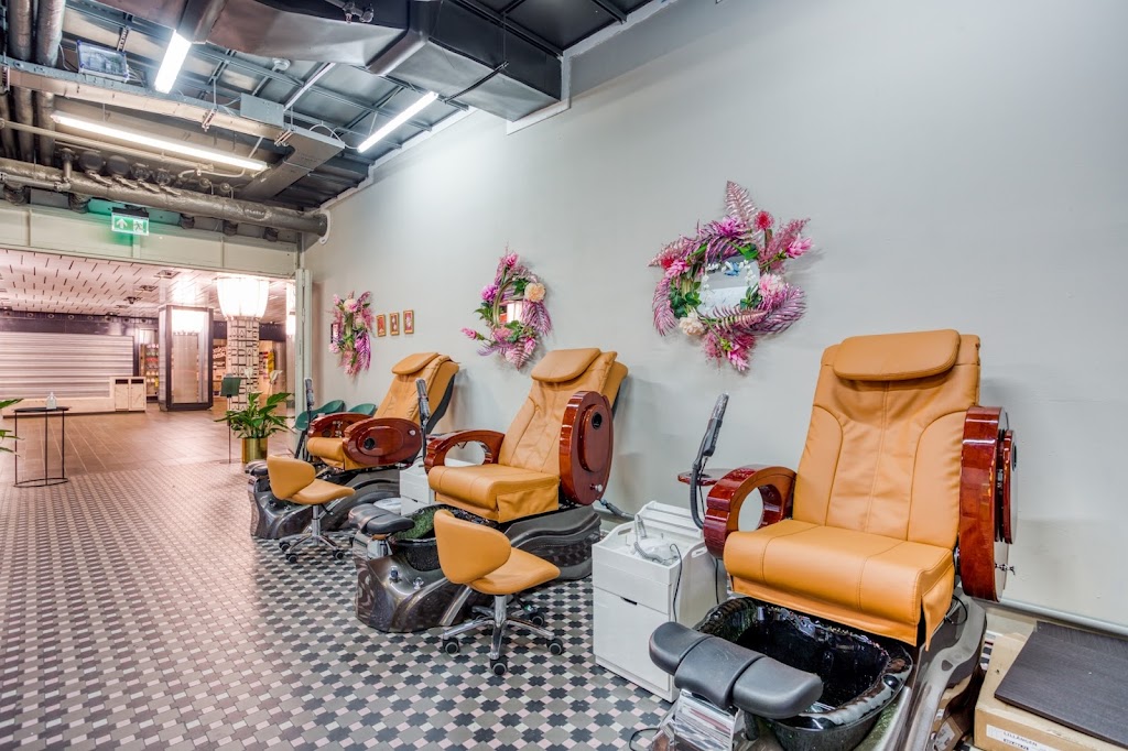 Amsterdam Nail Art Studio - Centraal Station | Stationsplein 33B Amstelpassage, 1012 AA Amsterdam, Netherlands | Phone: 06 25177567