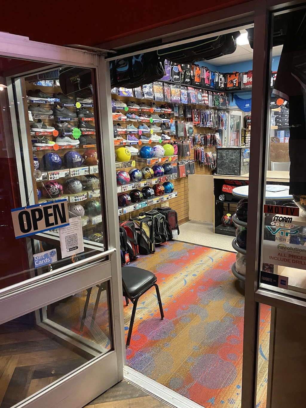 Revolutions Pro Shop | 1160 S Gilbert Rd, Gilbert, AZ 85296, USA | Phone: (480) 487-0159