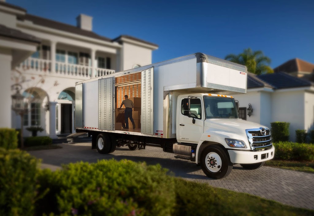 MD Moving and Junk Removal | 6714 Townbrook Dr Apt C, Baltimore, MD 21207, USA | Phone: (443) 431-4889