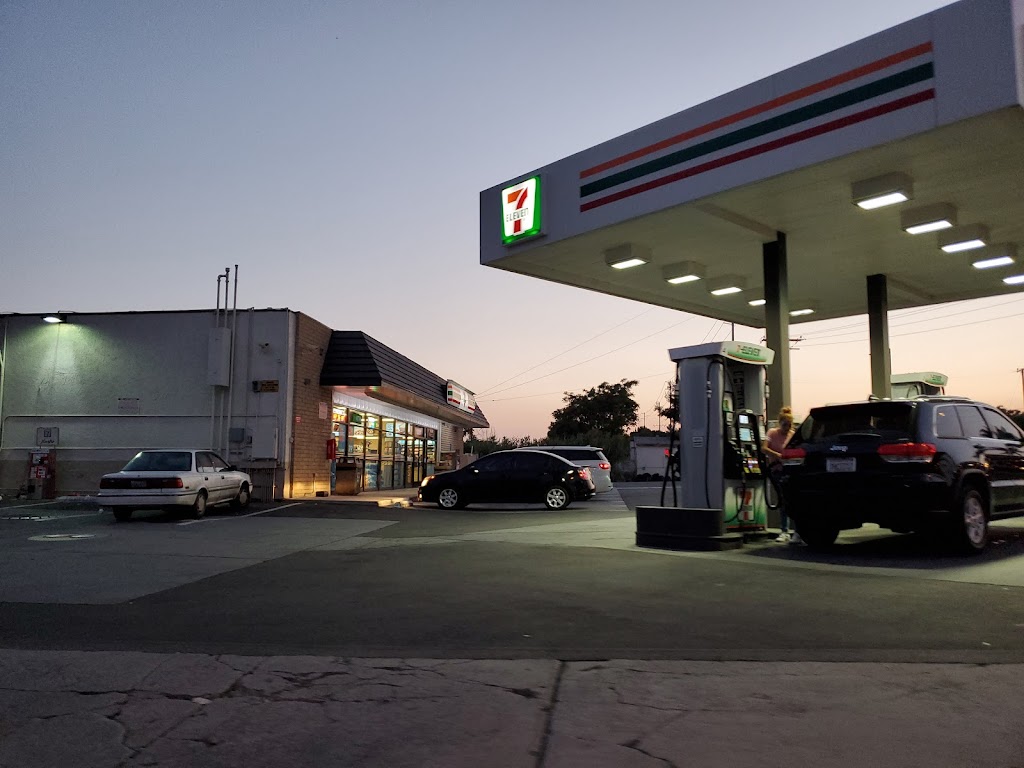 7-Eleven | 18091 Arrow Blvd, Fontana, CA 92335, USA | Phone: (909) 822-4122