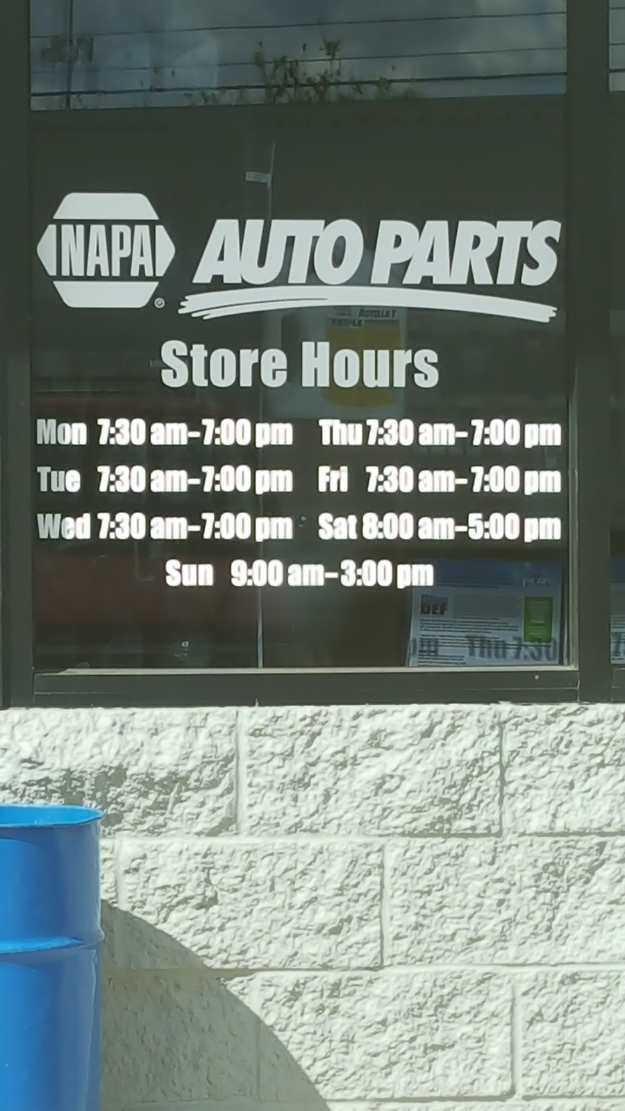 NAPA Auto Parts - Genuine Parts Company | 4904 W 106th St, Zionsville, IN 46077, USA | Phone: (317) 733-2180