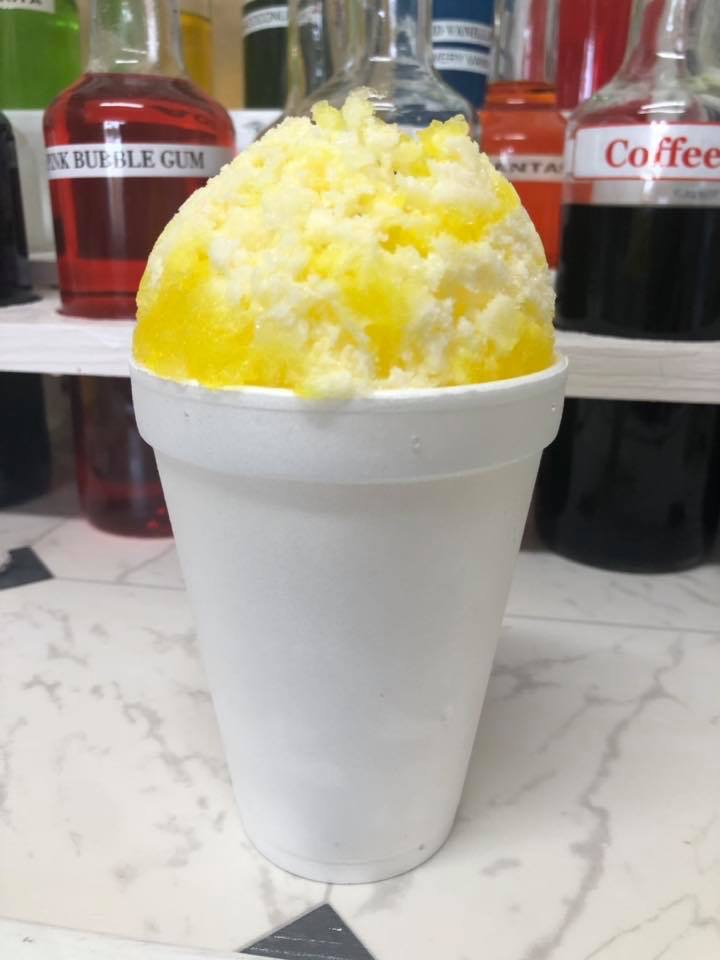 The King’s Shaved Ice - Snow Cone Stand | 1481 State Hwy 71, Cedar Creek, TX 78612, USA | Phone: (512) 988-0064