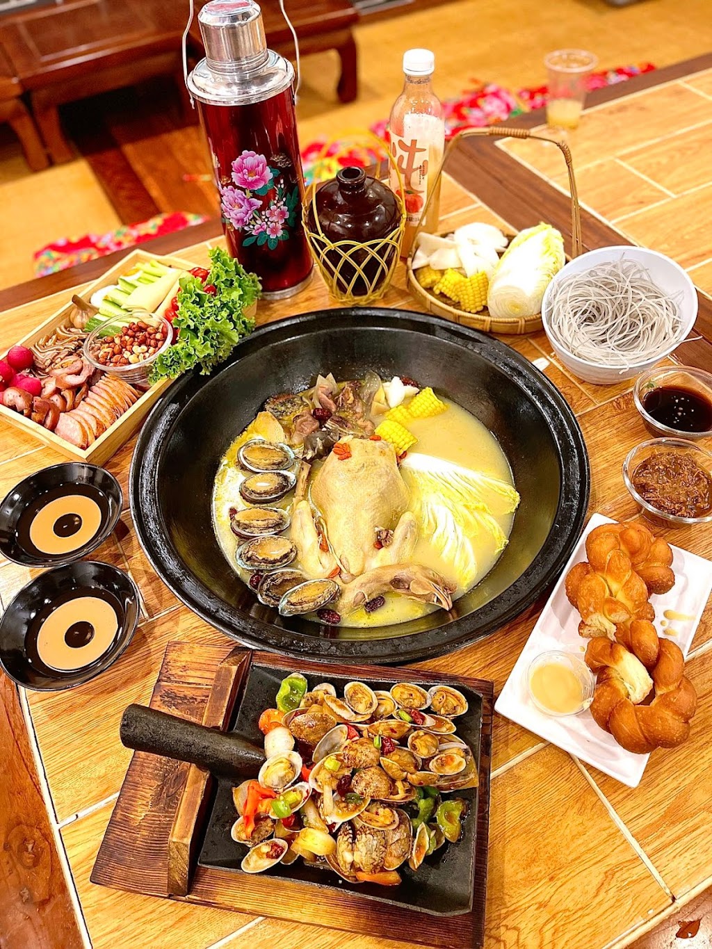 Happy Valley Village/ Shanlitun | 1655 S Azusa Ave E, Hacienda Heights, CA 91745, USA | Phone: (626) 669-8406