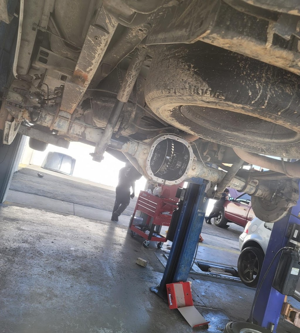 Rialto Oil Change & Auto Repair | 352 E Foothill Blvd, Rialto, CA 92376, USA | Phone: (909) 990-0344