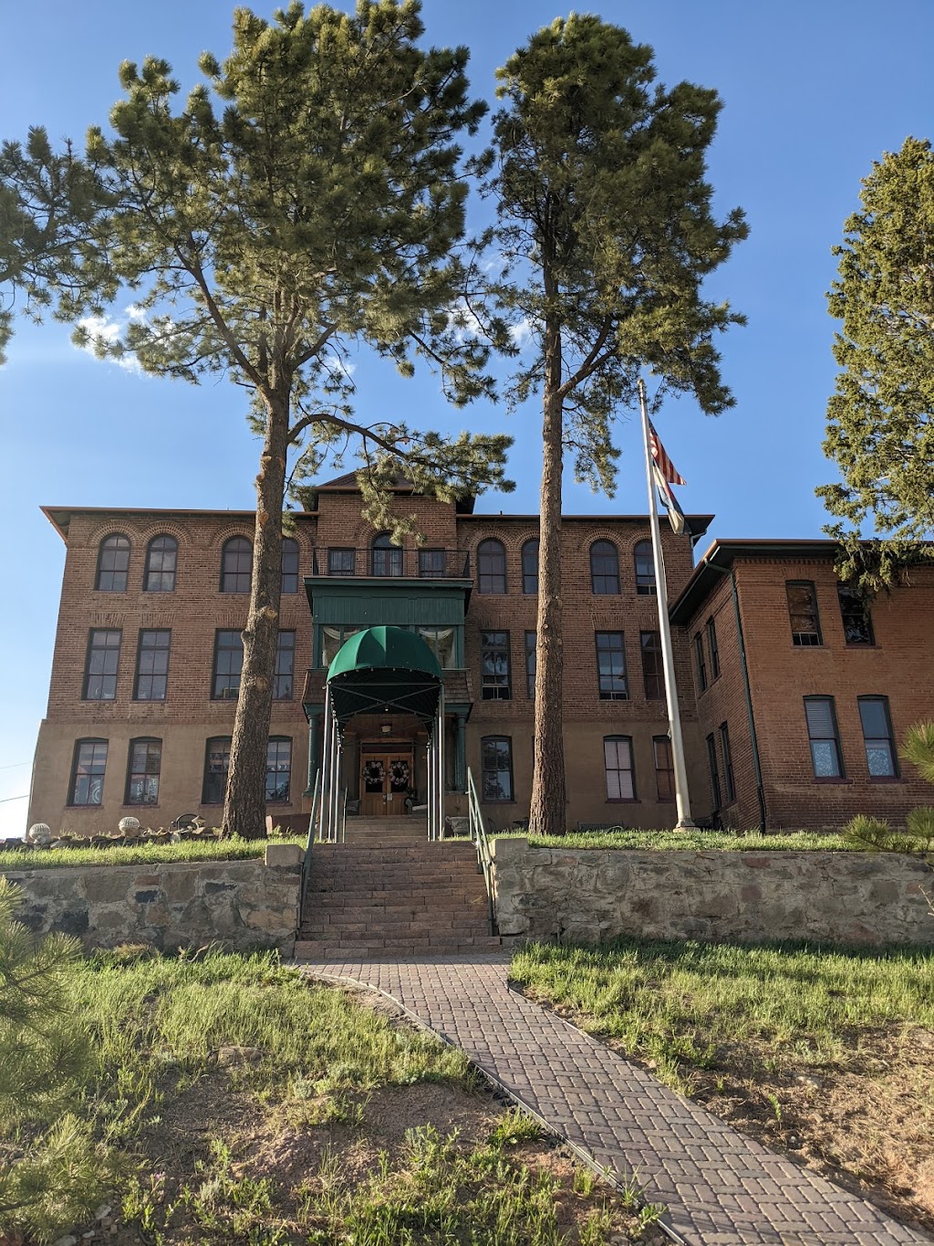 The Hotel St. Nicholas | 303 3rd St, Cripple Creek, CO 80813, USA | Phone: (719) 689-0856