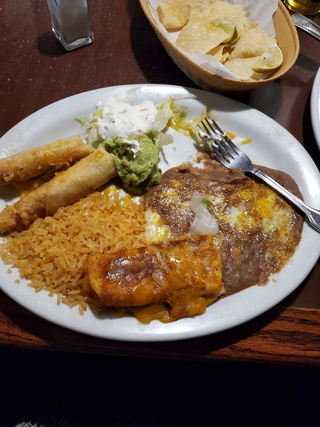 Mauricios Grill & Cantina | 10700 Rosedale Hwy, Bakersfield, CA 93312, USA | Phone: (661) 589-5292