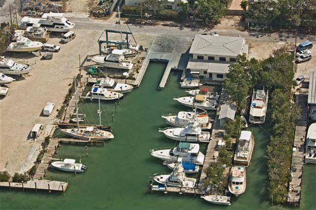 Coral Bay Marina | 601 Mastic St, Islamorada, FL 33036, USA | Phone: (305) 664-3111