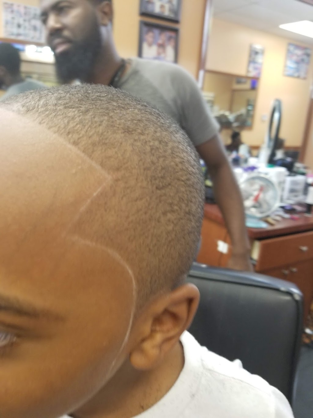 R&g Barber Shop | 494230160070, Lauderdale Lakes, FL 33313, USA | Phone: (754) 281-1882