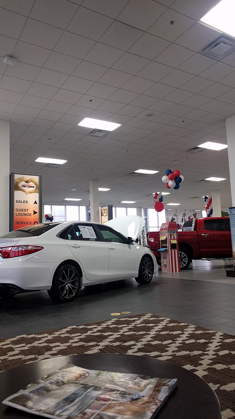 Toyota of Fort Worth | 9001 Camp Bowie W Blvd, Fort Worth, TX 76116, USA | Phone: (817) 986-0601