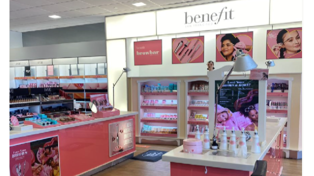 Benefit Cosmetics BrowBar | Ulta Beauty, 2130 Fashion Center Blvd, Newark, DE 19702, USA | Phone: (302) 738-5302