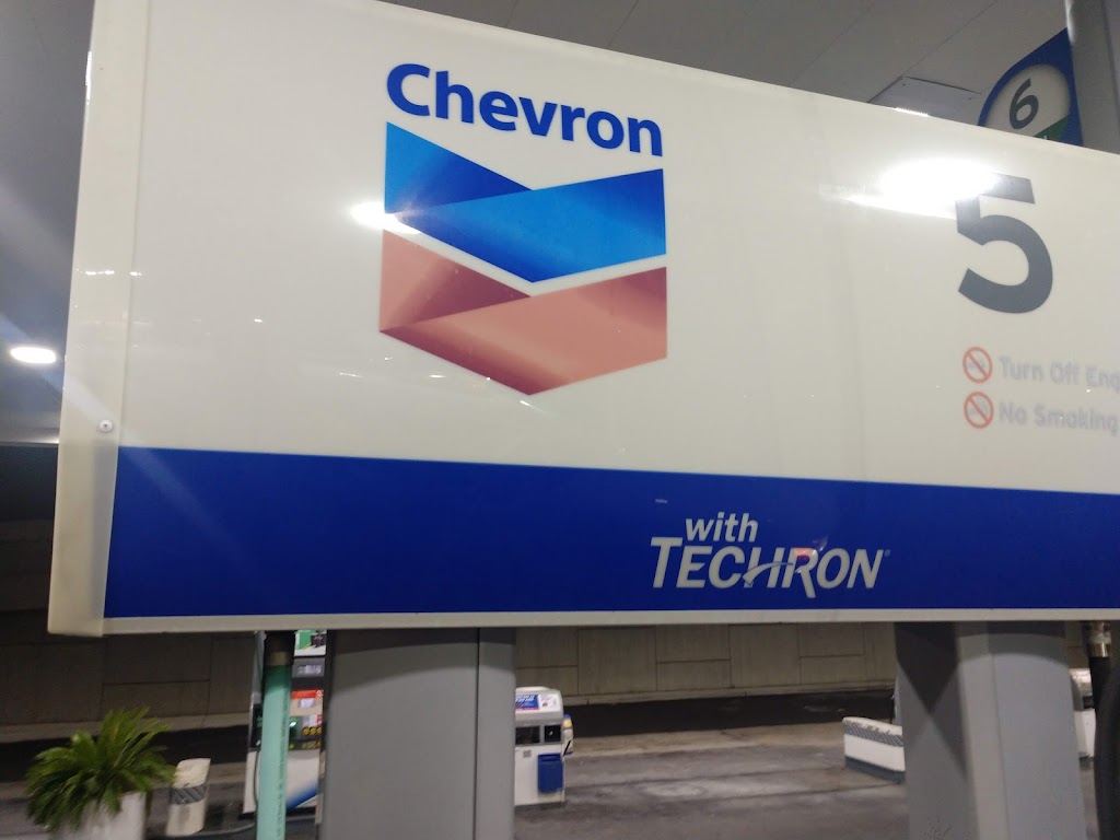 Chevron | 301 Pine St, Galt, CA 95632, USA | Phone: (209) 745-3774