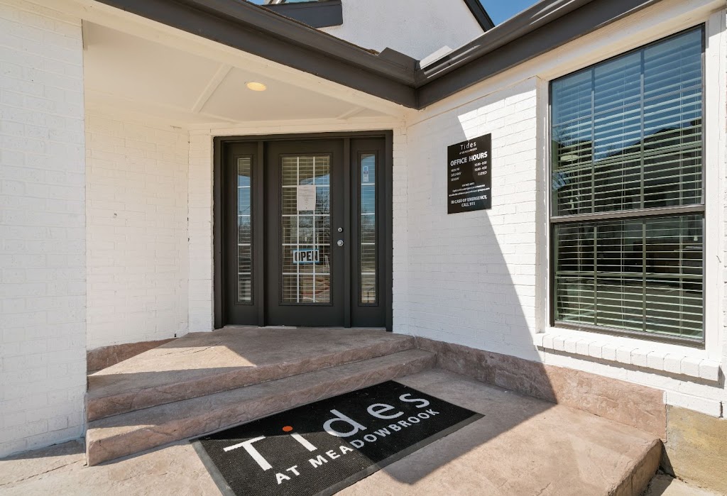 Tides at Meadowbrook | 525 King George Dr, Fort Worth, TX 76112, USA | Phone: (817) 851-1475