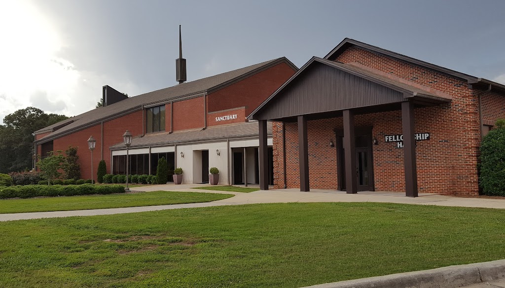 First Baptist Church of Alabaster | 903 3rd Ave NW, Alabaster, AL 35007, USA | Phone: (205) 663-3531