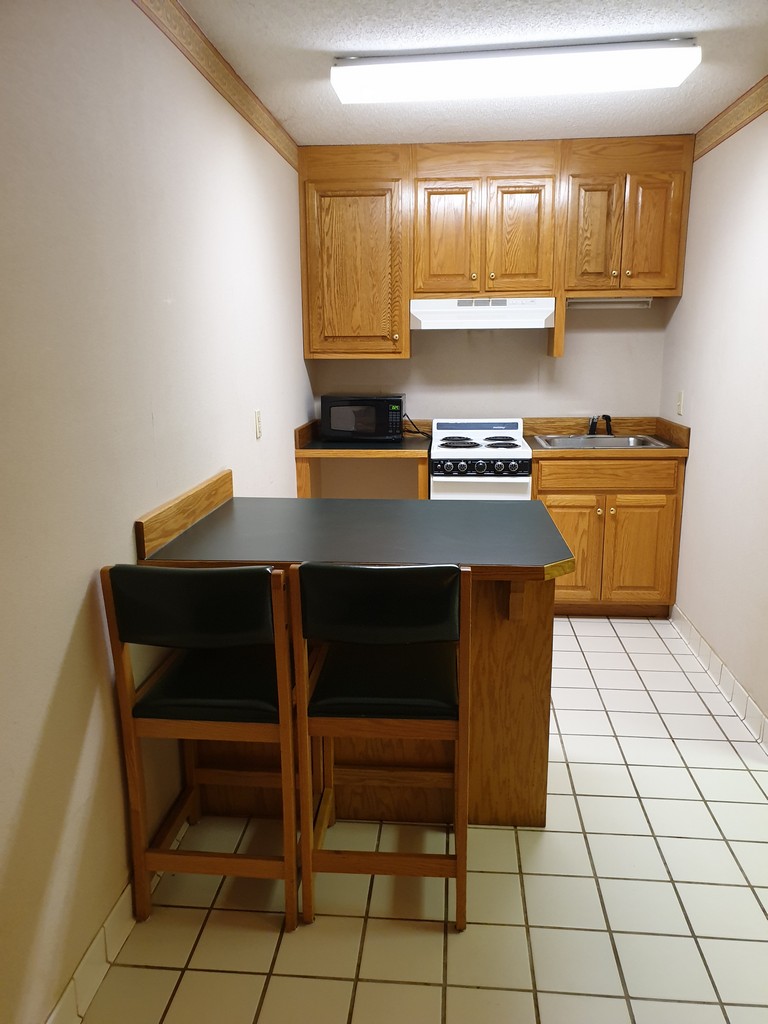 Executive Inn | 1858 NC-86, Yanceyville, NC 27379 | Phone: (336) 694-9494