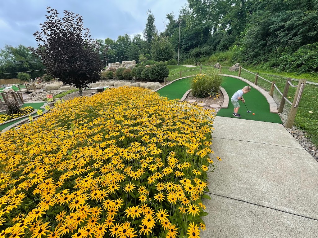 Walnut Hill Miniature Golf | 1285 Farm Rd, Uniontown, PA 15401, USA | Phone: (724) 437-3005